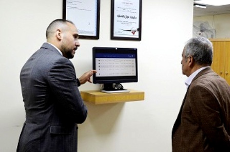 حمدان يتابع سيرعمليات مكتب الإقامة والتأشيرات في جامعة عمان الأهلية