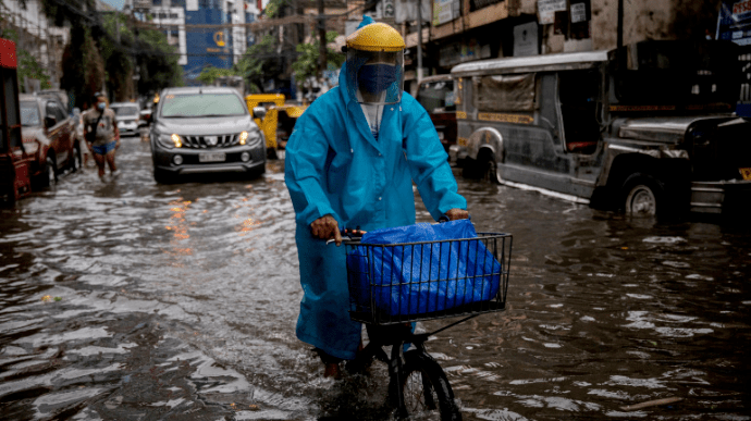 فيضانات في الفلبين تتسبب في إجلاء حوالي 15000 شخص