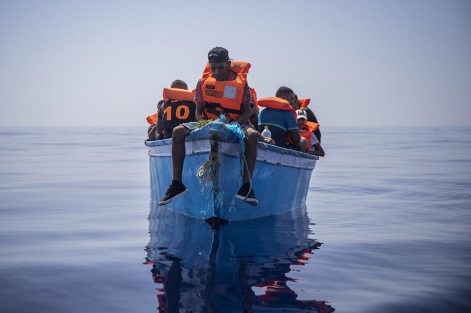 وصول 600 مهاجر إلى الجزيرة الإيطالية من تونس في يومين