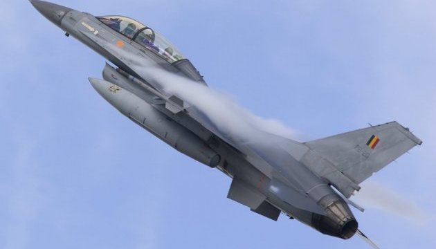 مقاتلة بلجيكية من طراز F-16 تحطمت خلال تدريب في هولندا