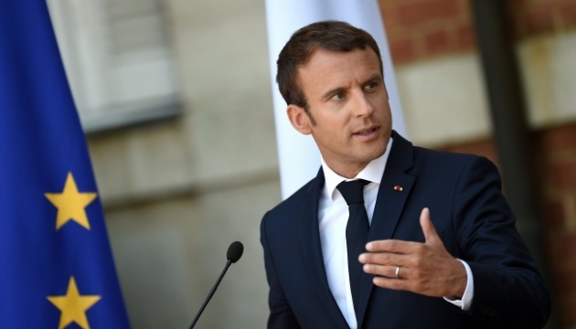 ماكرون: إن فرنسا سعت إلى إقامة علاقة ثقة بين الاتحاد الأوروبي وروسيا