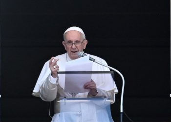البابا فرنسيس يعبر عن حزنه لانفجار بغداد