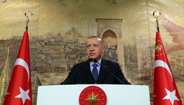 أردوغان يشكر رئيس ايران وزيلينسكي على دعمه في إطفاء الحرائق