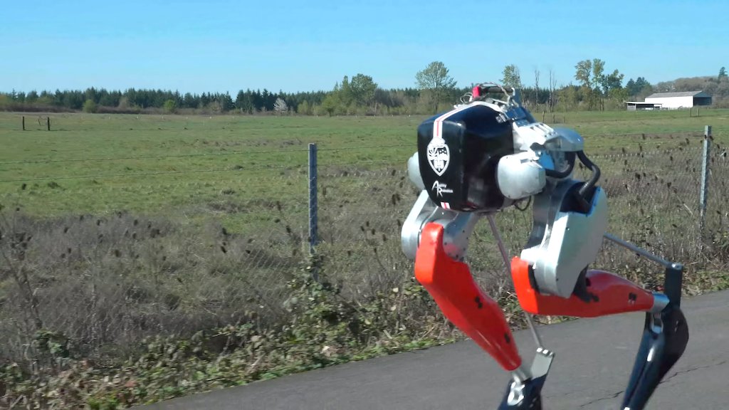 لأول مرة في التاريخ: روبوت يركض خمسة كيلومترات بمفرده