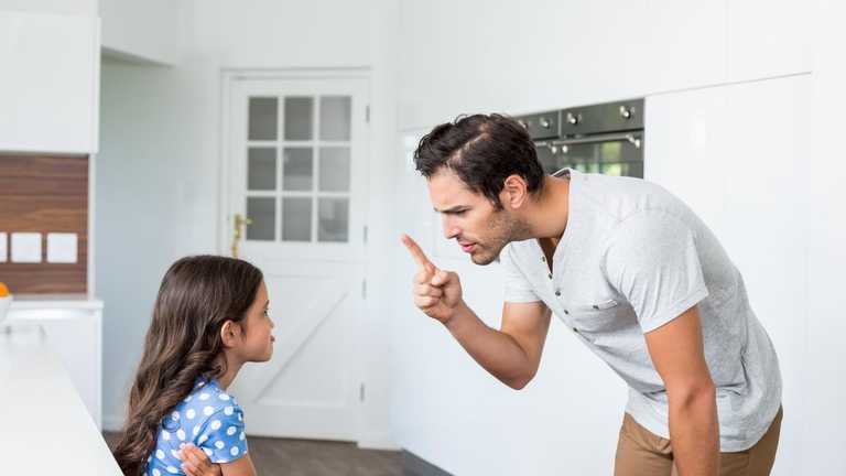 10 طرق في التربية يمكن ان تؤذي طفلك