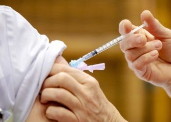 تايوان بدأ التطعيم بلقاح COVID الخاص بها