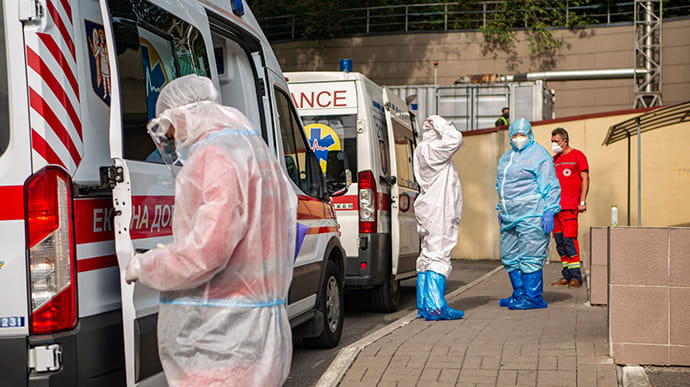 تسجيل 446 إصابة جديدة بفيروس كورونا في كييف.