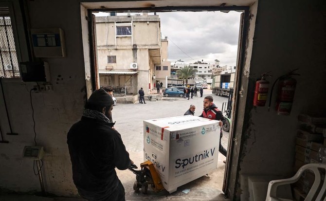 قافلة طبية إماراتية محملة بمليون لقاح مضاد لكورونا إلى قطاع غزة
