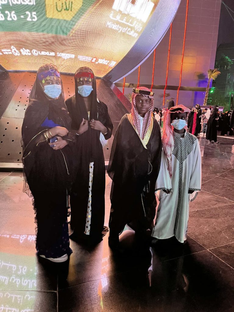 الأزياء الثقافية السعودية تنبض بالحياة في يوم التأسيس