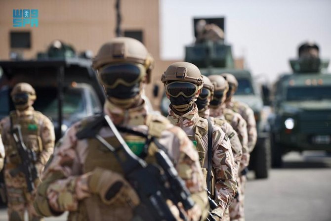 السعودية تطلق تمرين تكتيكي مشترك لقطاع قوى الأمن الداخلي