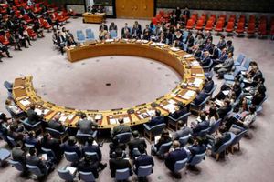الولايات المتحدة تعقد اجتماع مجلس الأمن القومي لبحث الوضع في أوكرانيا في الوقت الذي يسعى فيه  زيلينسكي للقاء بوتين