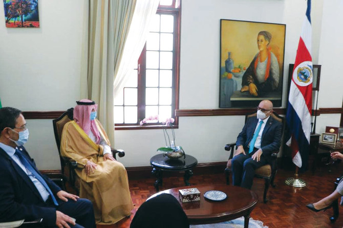 وزيرا الخارجية السعودي والكوستاريكية يبحثان العلاقات الثنائية