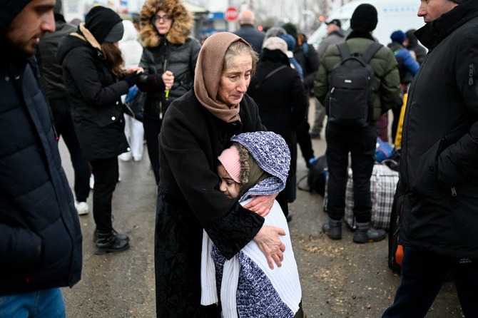 أزمة اللاجئين الأوكرانين تزيد تدفق اللاجئين الى اوروبا
