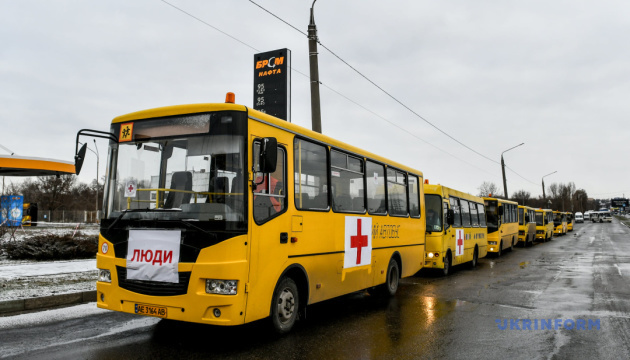 فتح 14 ممرًا إنسانيًا جديدًا في عدة مناطق في أوكرانيا
