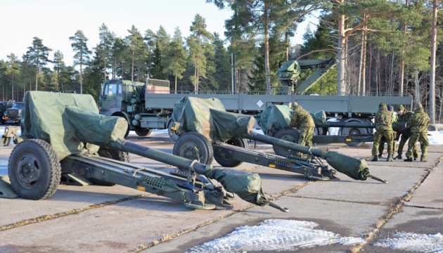 إستونيا تصدر شحنة جديدة من المساعدات العسكرية إلى أوكرانيا