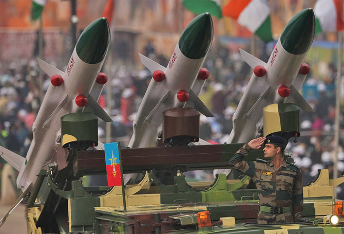 الهند تبدا في التصنيع الحربي المحلي