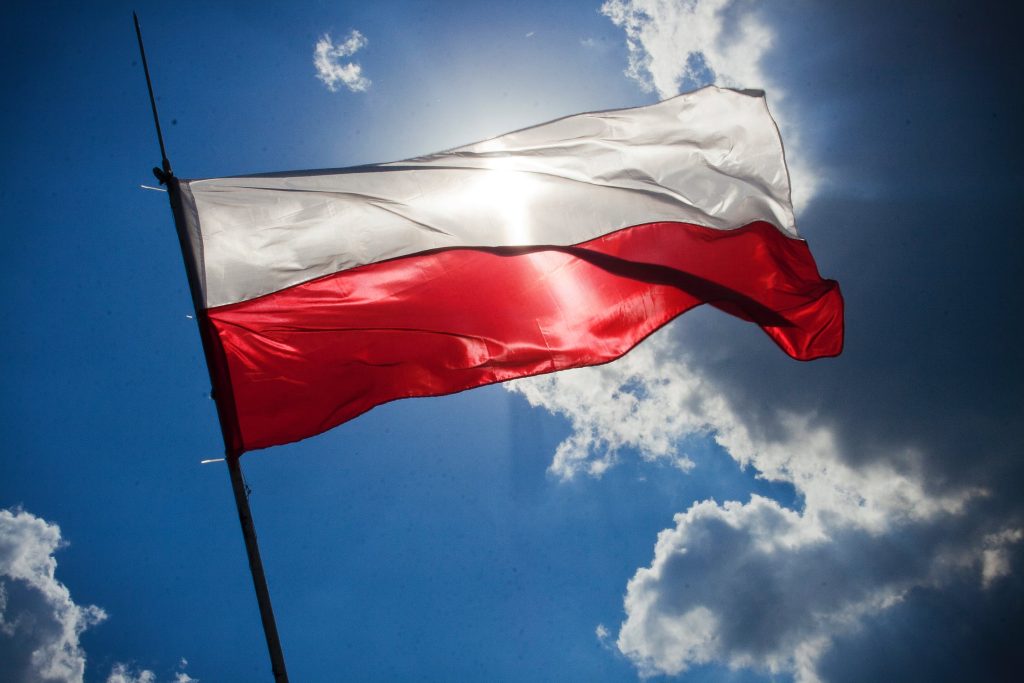 بولندا توفر فرص عمل للاجئين الأوكرانيين