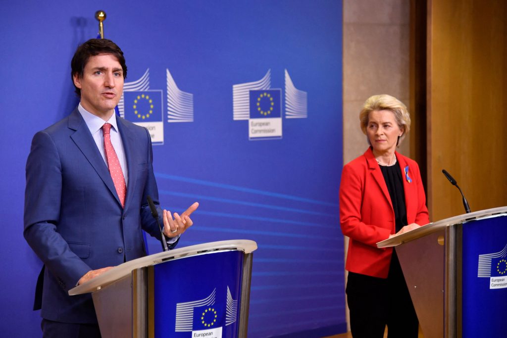 ترودو ورئيسة المفوضية الأوروبية يتعهدان بدعم اللاجئين الأوكرانيين