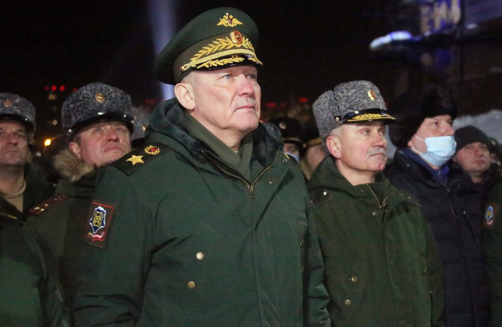 من هو ألكسندر دفورنيكوف الجنرال العسكري في اوكرانيا؟
