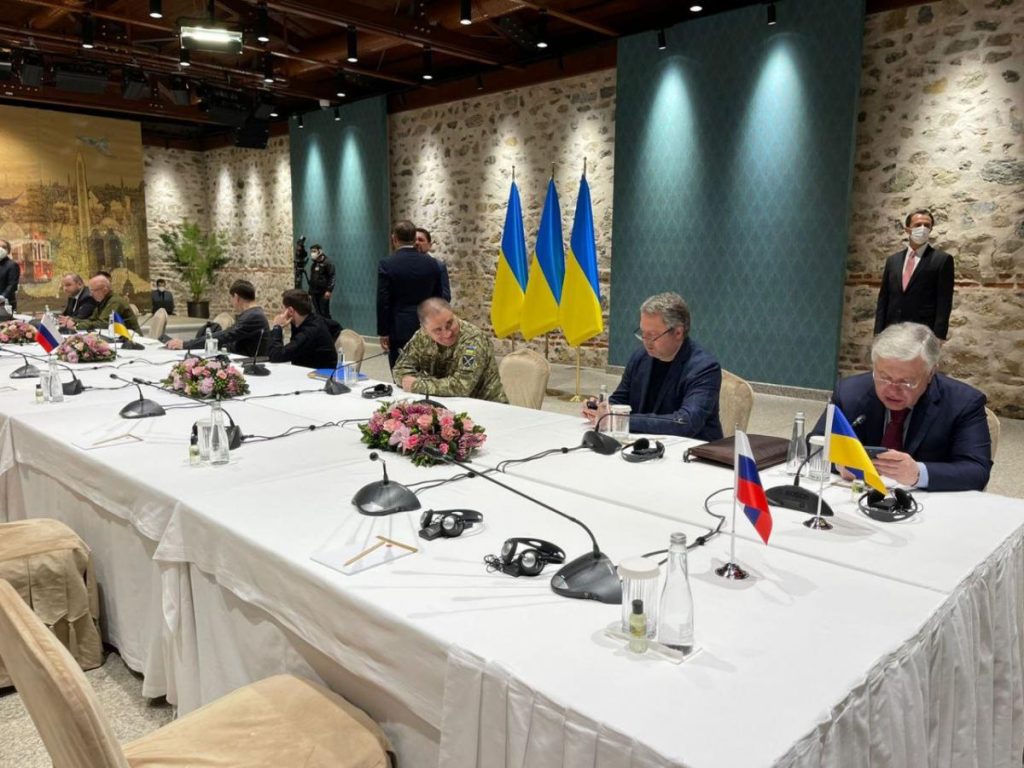 بوتين يؤكد استعداده لحوار سلمي لكنه ينتظر موافقة أوكرانيا