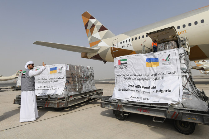 الإمارات ترسل أطناناً من المساعدات الغذائية للاجئين الأوكرانيين في بلغاريا