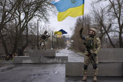 الجيش الأوكراني يصد الهجمات الروسية في مناطق متعددة بشرق أوكرانيا