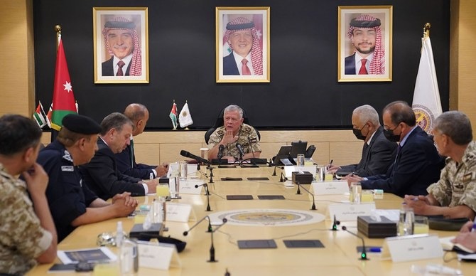 العاهل الأردني الملك عبد الله يتعهد بمحاسبة المسؤولين عن انفجار العقبة