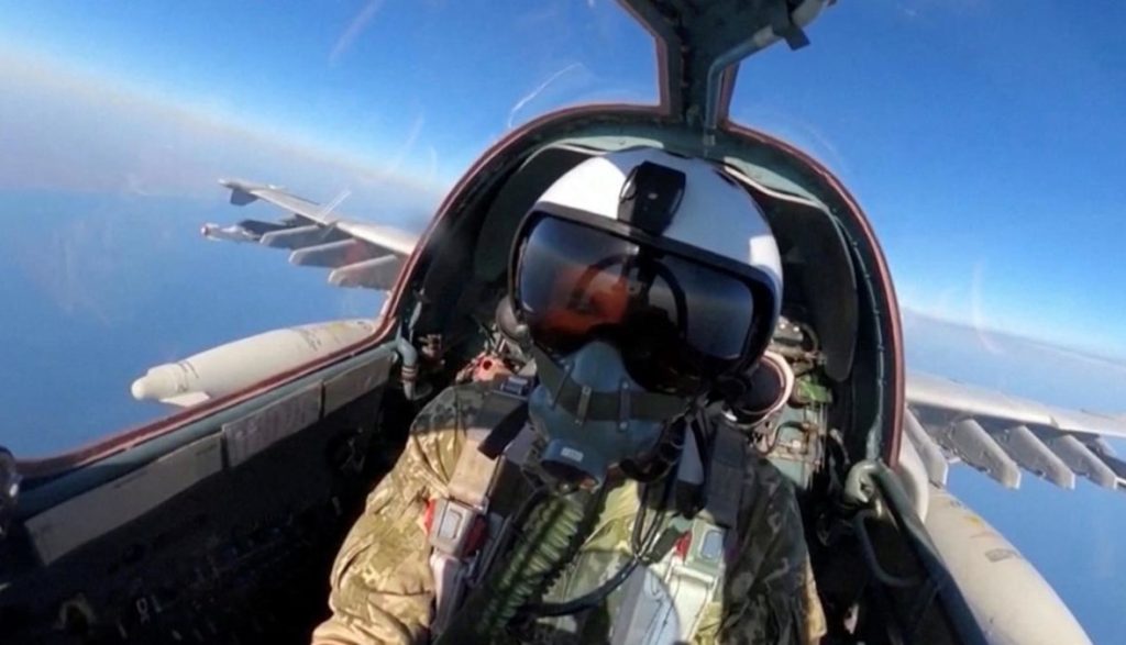 تدريب طيارين أوكرانيين على طائرات الناتو