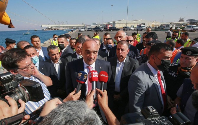 رئيس الوزراء الأردني يعد بفتح تحقيق في الانفجار القاتل بميناء البحر الأحمر