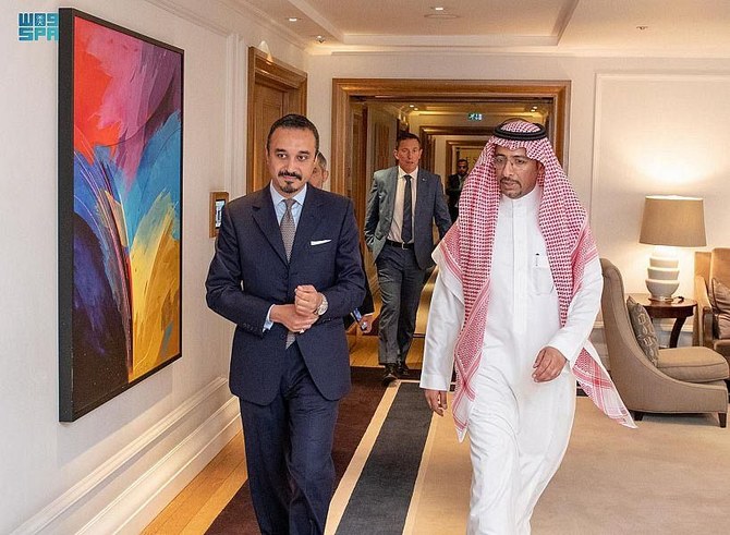 وزير الصناعة والثروة المعدنية السعودي يبدأ زيارة رسمية إلى المملكة المتحدة