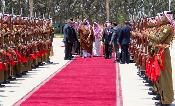 ولي العهد السعودي يغادر الأردن متوجهاً إلى تركيا