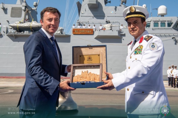 البحرية السعودية تطلق سفينة قتالية جديدة في إسبانيا