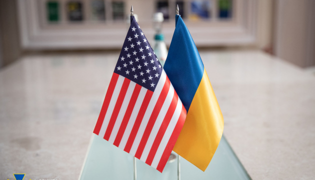 الولايات المتحدة تخصص 100 مليون دولار لتدريب الطيارين الأوكرانيين