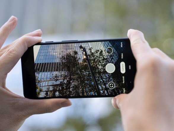 تطبيق Android يعمل على تحسين جودة الصور بفضل خوارزميات الذكاء الاصطناعي