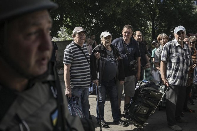 حث المئات على الإخلاء مع تقدم الروس في دونباس بأوكرانيا