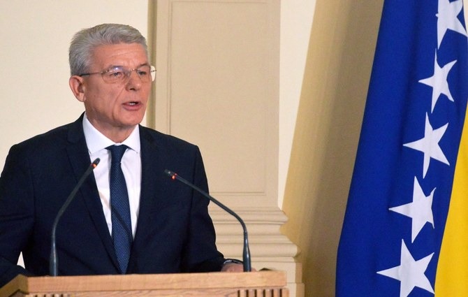 رئيس البوسنة يستقبل السفير المصري