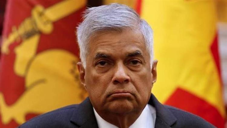 سريلانكا تمدد حظر السفر على الأخوين راجاباكسا حيث يتوقع عودة الرئيس السابق
