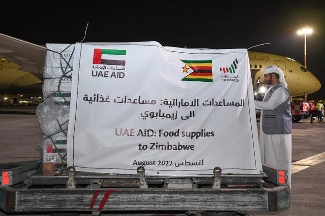 الإمارات ترسل طائرة تحمل 50 طناً من المساعدات الغذائية إلى زيمبابوي