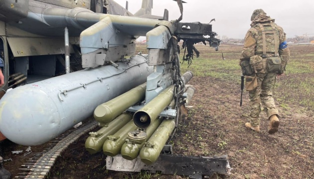 القوات المسلحة الأوكرانية تدمر طائرة هليكوبتر من طراز Ka 52 وثلاث طائرات مسيرة روسية