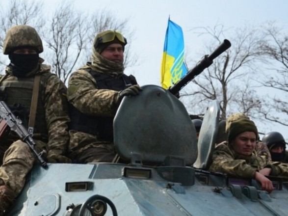 القوات المسلحة الأوكرانية تدمر مستودعين للأسلحة وأربع قواعد للعدو الروسي
