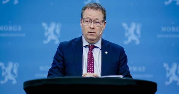 بيورن أريل غرام وزير الدفاع النرويجي