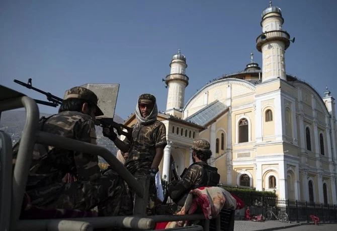 داعش تعلن مسؤوليتها عن الهجوم على مسجد أفغاني الذي خلف 18 قتيلا