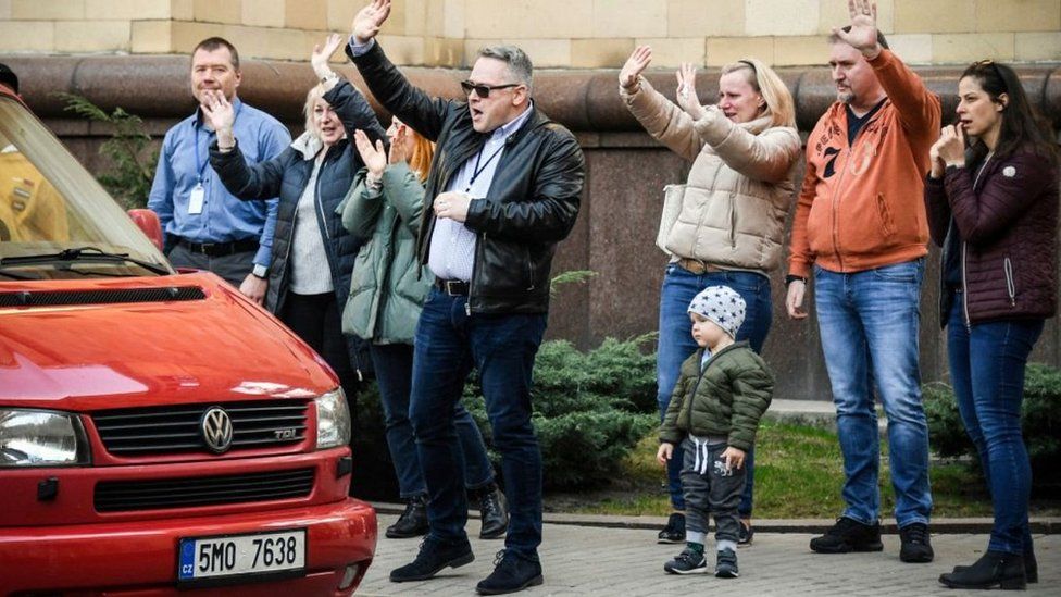 وزارة خارجية التشيك تنصح المواطنين ذوي الجنسية المزدوجة التشيكية والروسية بمغادرة روسيا