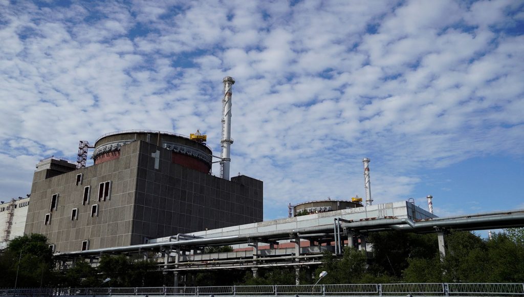 بوتين يوقع مرسومًا يقضي بنقل محطة زابوريزجيا النووية إلى ملكية فدرالية روسية