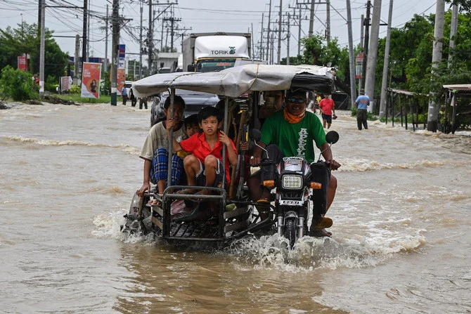 أثار خراب الإعصار دعوات لاتخاذ إجراءات مناخية عاجلة في الفلبين