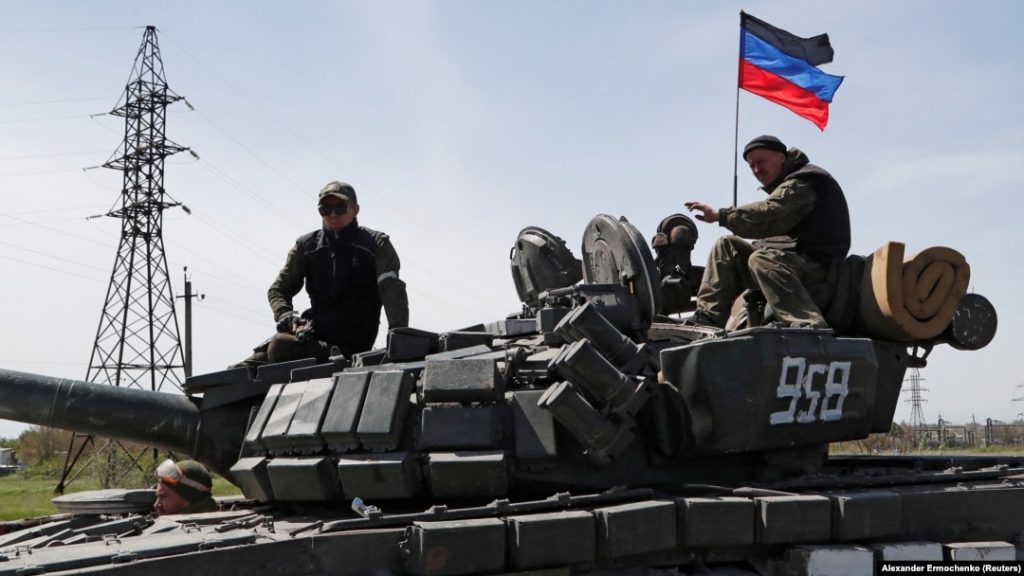 روسيا تفتقر إلى القوة البشرية لوقف التقدم الأوكراني في لوهانسك بحسب مراسل مع الجيش الروسي