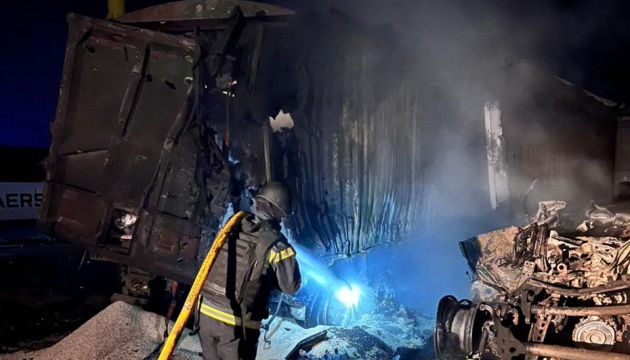 عاجل | مقتل 8 أشخاص وإصابة 27 آخرين جراء هجومٍ صاروخي طال منطقة أوديسا..